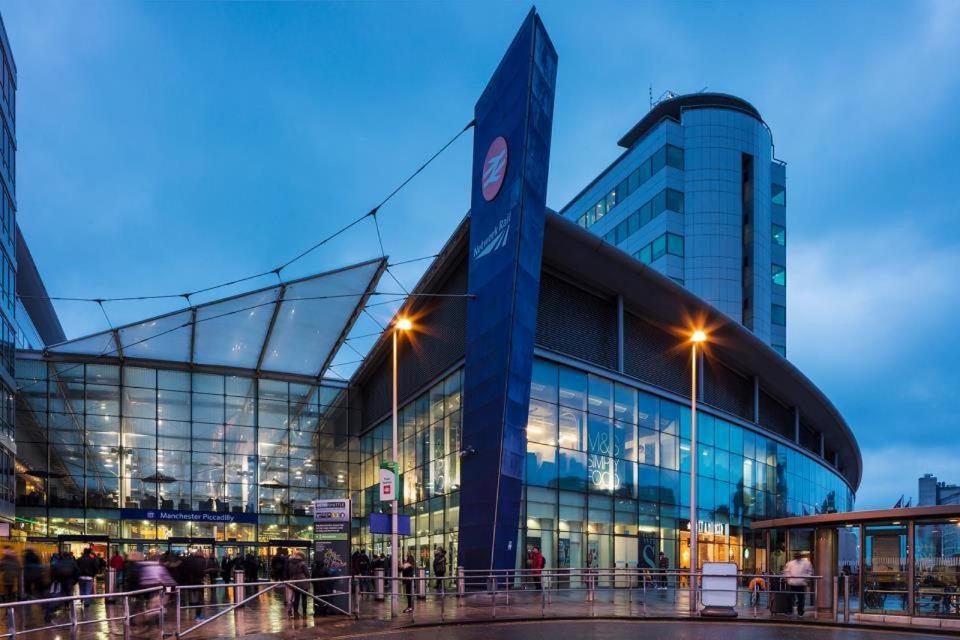 Royal Rooms At Coop Live Etihad, Sports City Manchester Eksteriør billede