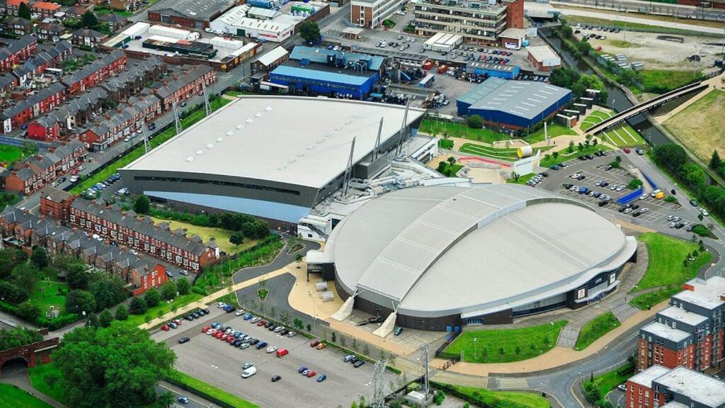 Royal Rooms At Coop Live Etihad, Sports City Manchester Eksteriør billede